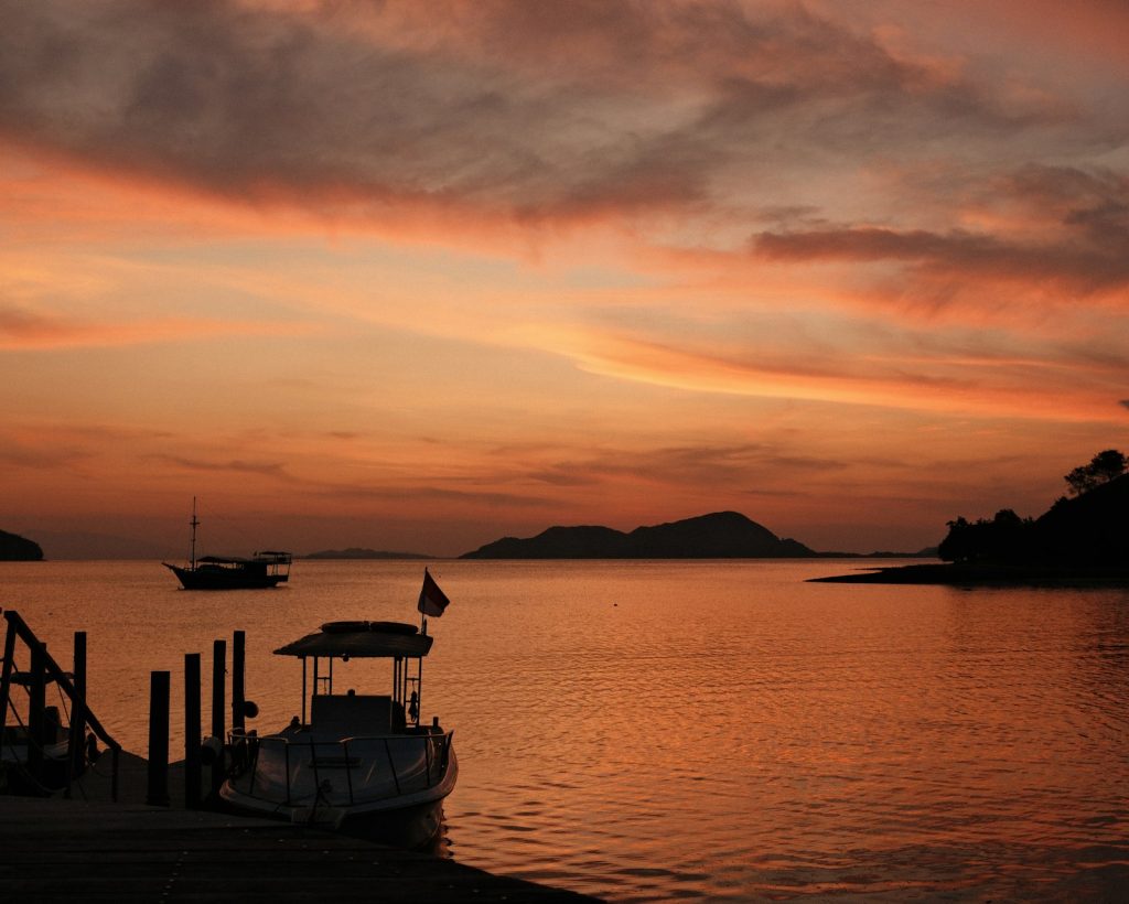 Best Time to Charter a Boat in Komodo