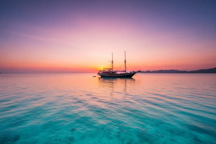 A Komodo Honeymoon on a Private Phinisi Charter