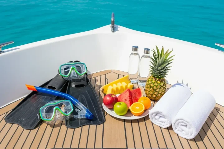 What's Included in a Komodo Boat Charter?